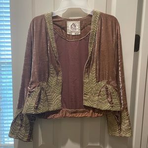 ❌❌ Lost in Paradise Velvet Jacket